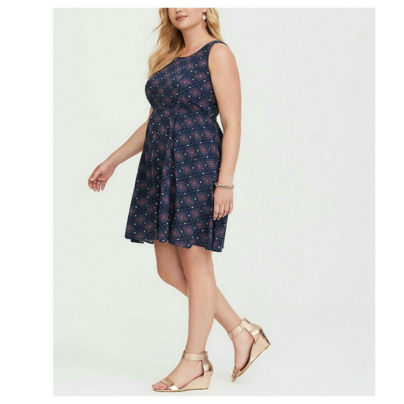 Torrid Dress Navy Medallion Tie-Back 2X - Picture 4 of 6